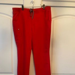 Figs Kade Pop Red XXL Tall Kade